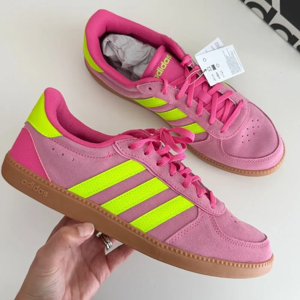 adidas sole tongue closure